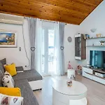 Indy's -two Bedroom With Balcony And Sea View דוברובניק