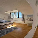 Indy's -two Bedroom With Balcony And Sea View Daire *