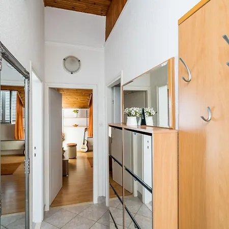 Indy's -two Bedroom With Balcony And Sea View * Dubrovnik