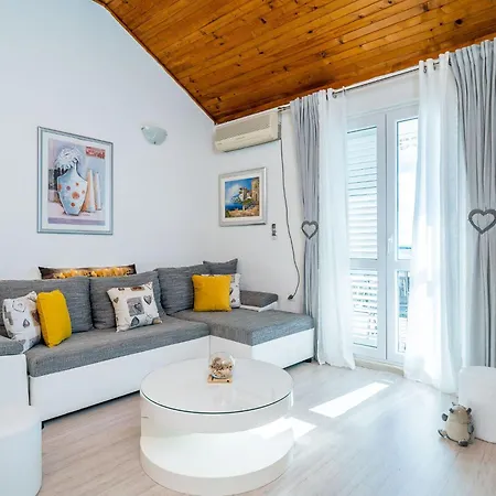 公寓 Indy's -two Bedroom With Balcony And Sea View *