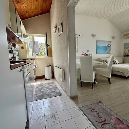 Indy's -two Bedroom With Balcony And Sea View 杜布罗夫尼克