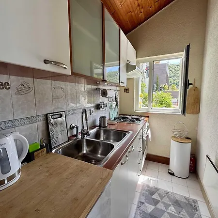 公寓 Indy's -two Bedroom With Balcony And Sea View *