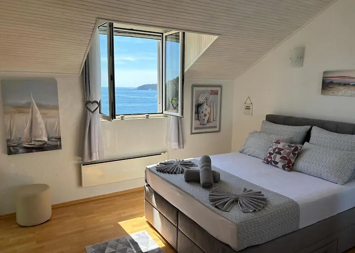 Апартаменты Indy's -two Bedroom With Balcony And Sea View Дубровник