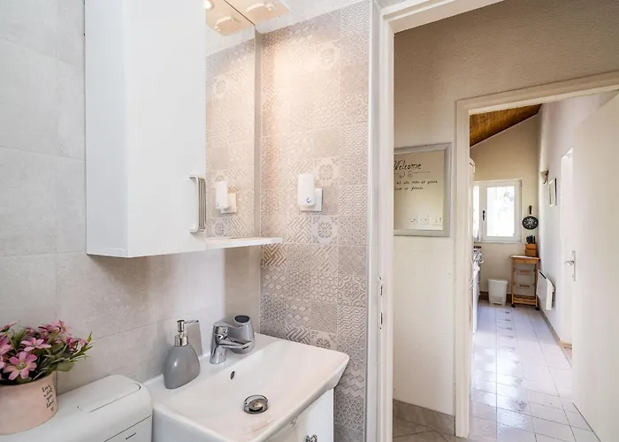 Apartment Indy's -two Bedroom With Balcony And Sea View Dubrovnik